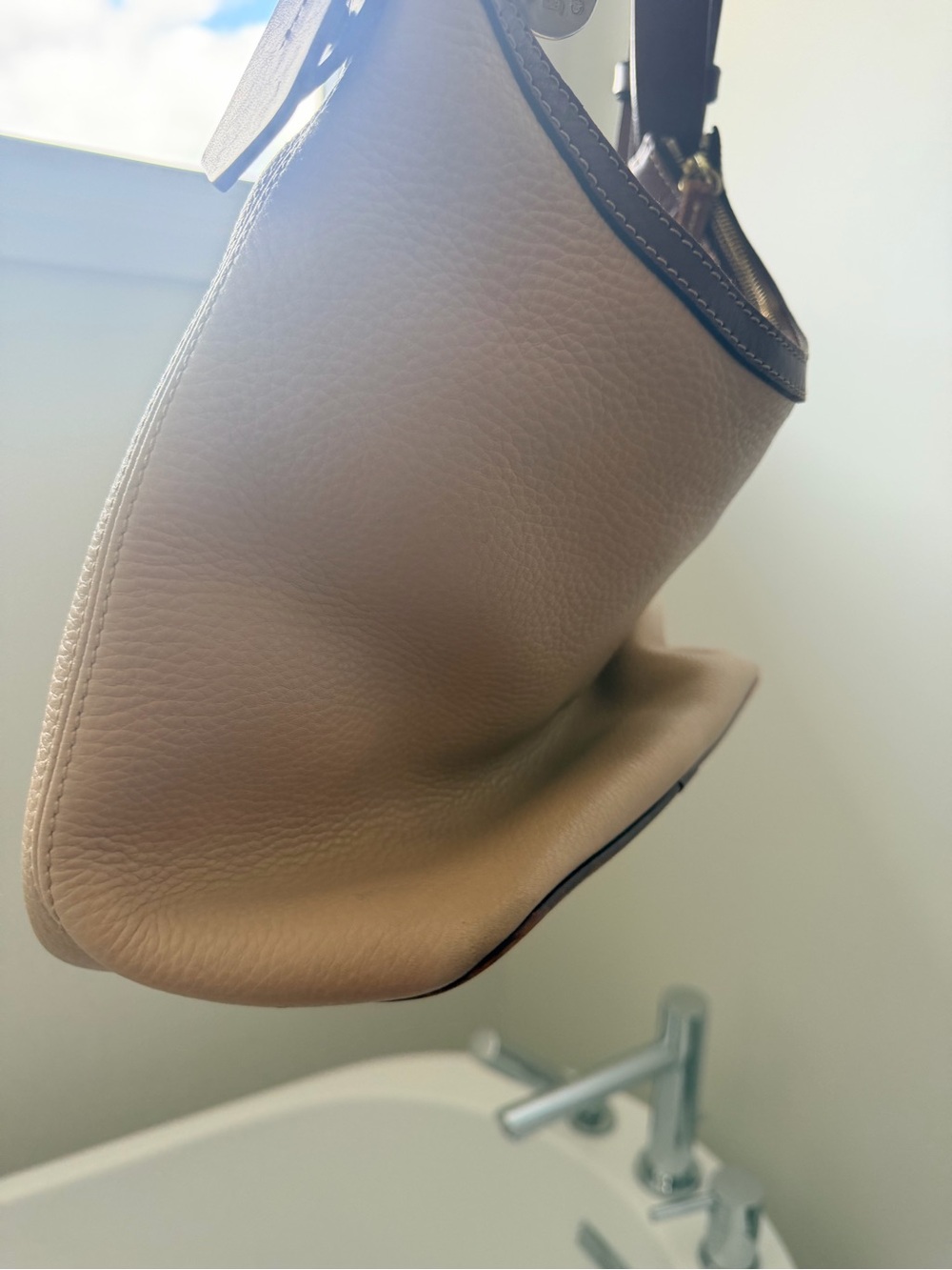 Dooney & Bourke Cream and Brown Hobo Bag - Picture 8 of 12